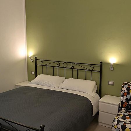 Bonsai Bed & Breakfast Fiumicino Bagian luar foto