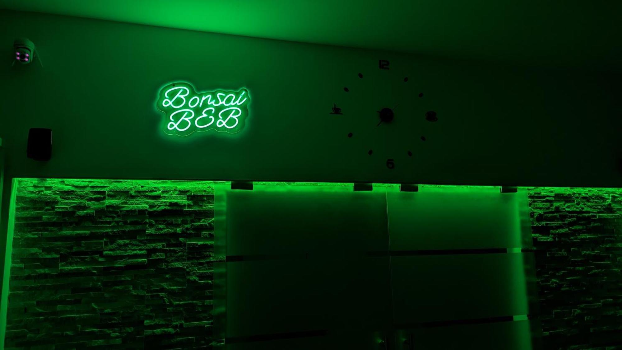 Bonsai Bed & Breakfast Fiumicino Bagian luar foto