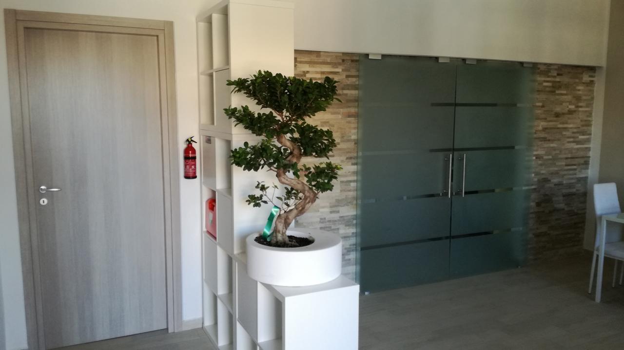 Bonsai Bed & Breakfast Fiumicino Bagian luar foto