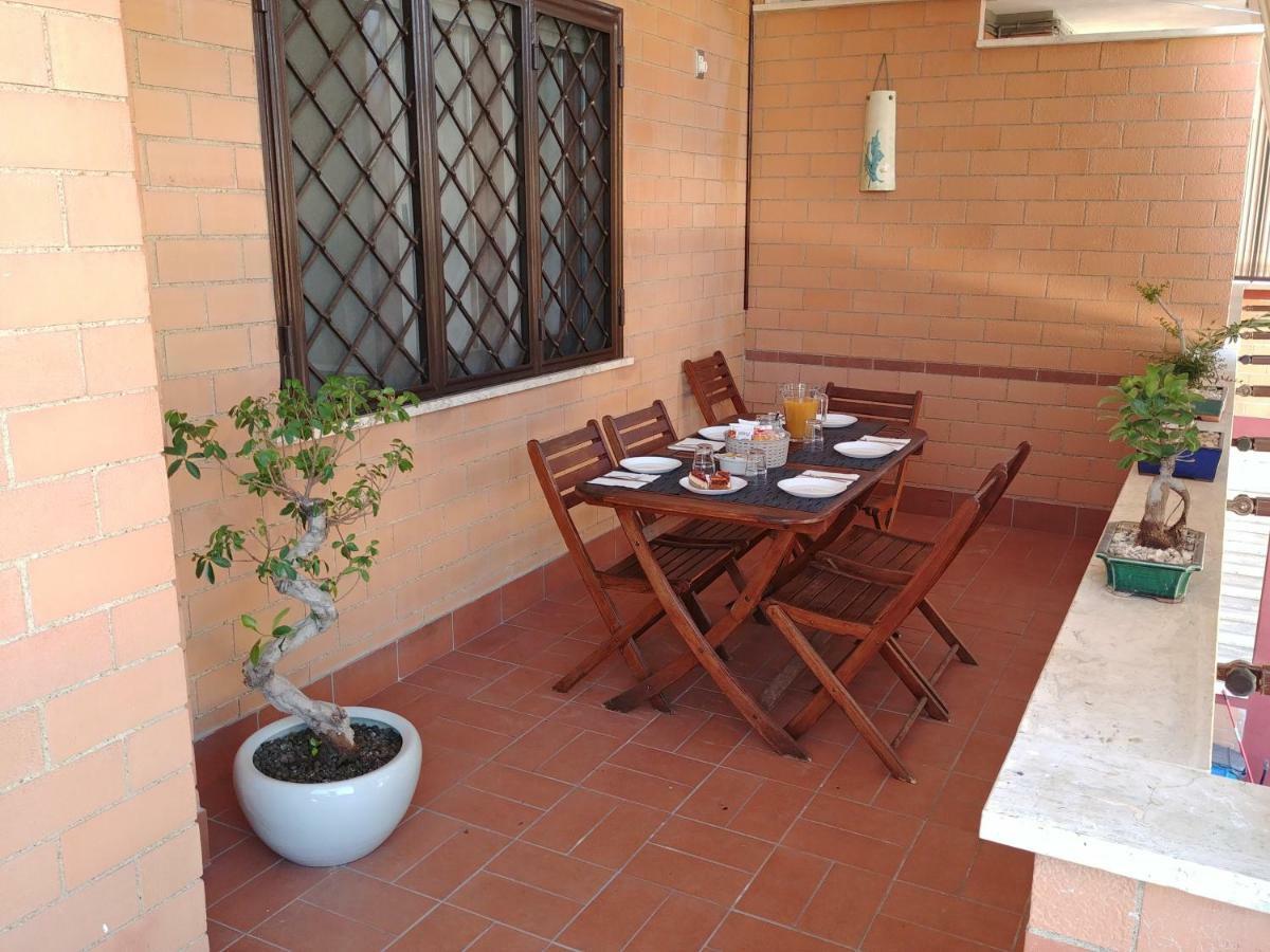 Bonsai Bed & Breakfast Fiumicino Bagian luar foto